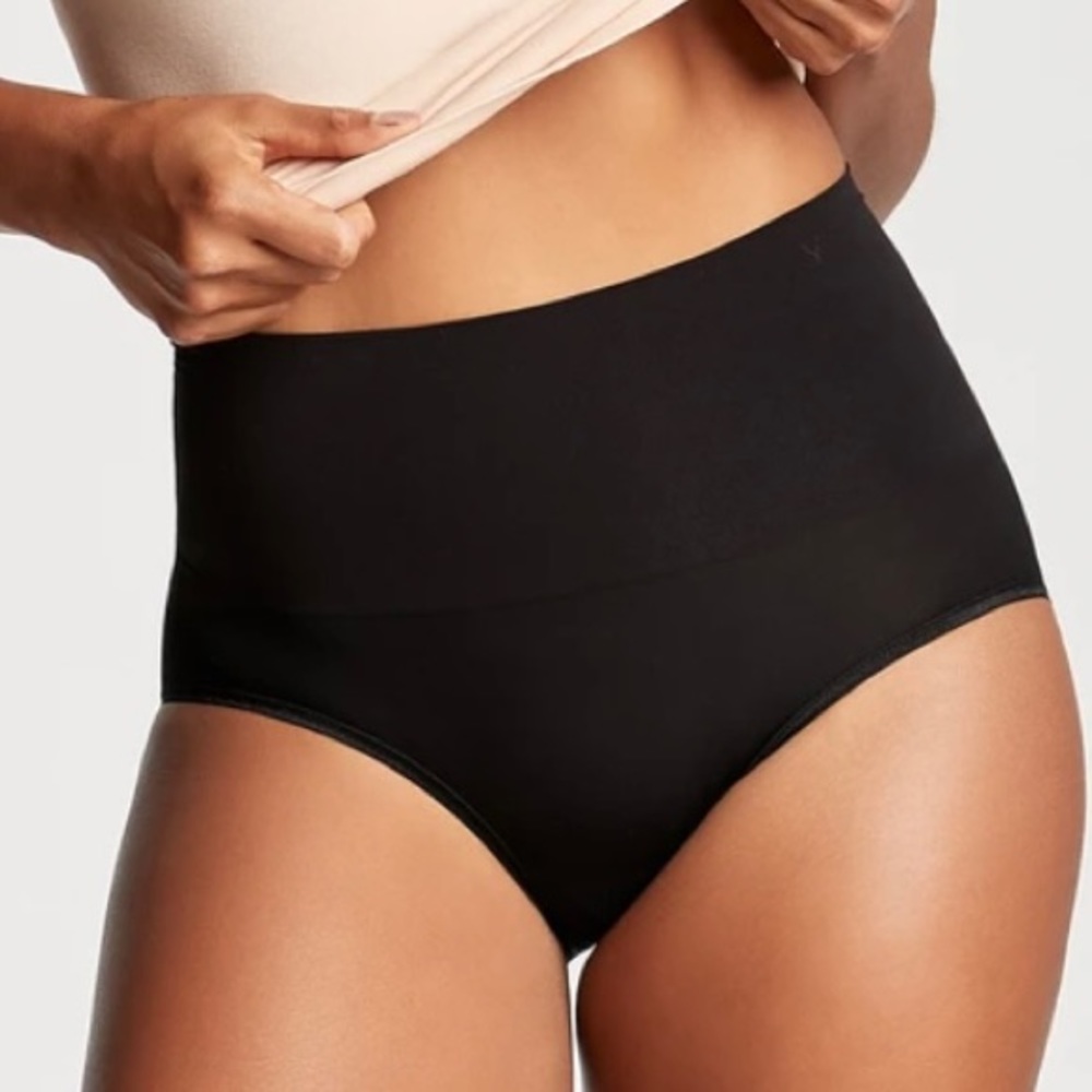 Yummie  Ultralight Seamless Shaping Brief.